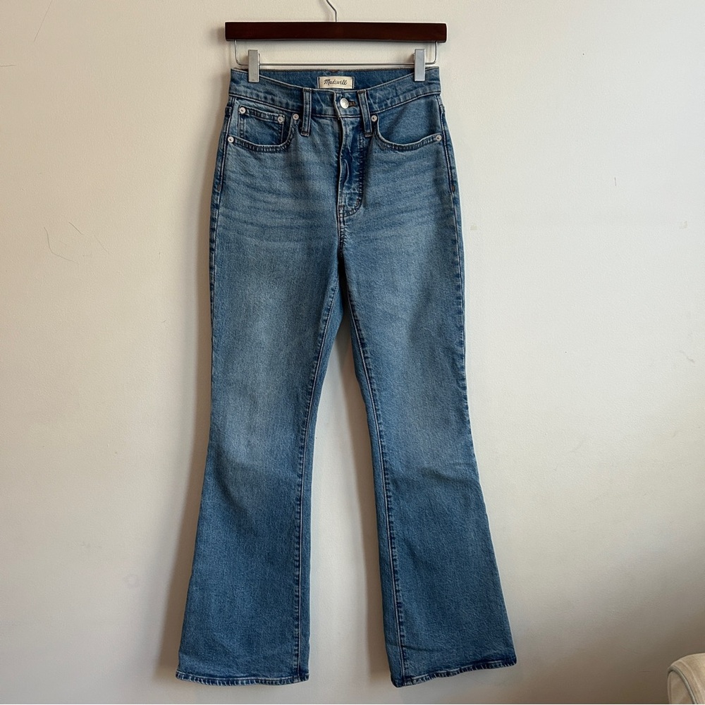 Madewell Perfect Vintage Flare Jeans, size 24, Tarlow Wash - Picture 5 of 11